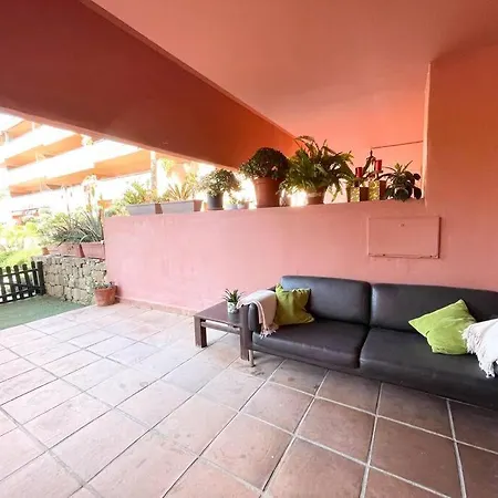 200m To The Beach, 3 Bedroom * Estepona