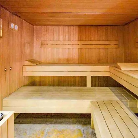 Apartment 200m To The Beach, 3 Bedroom *